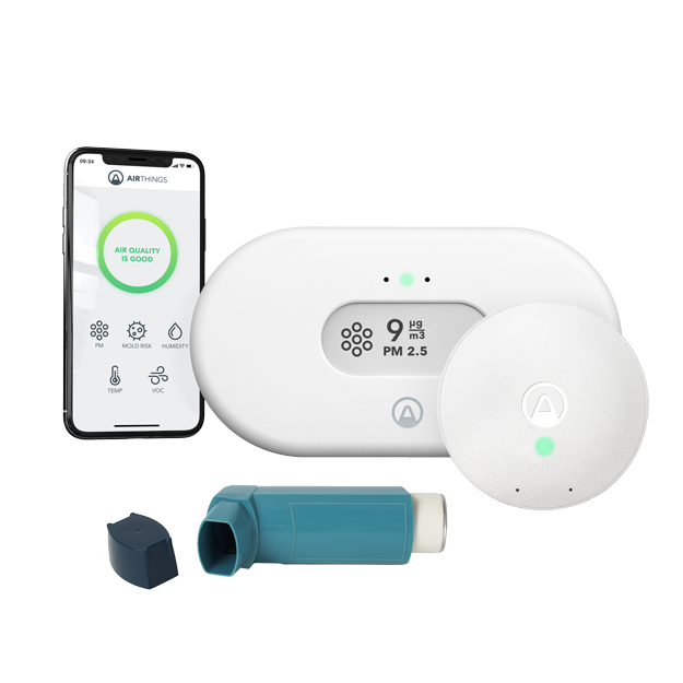 Airthings-Asthma-Kit---Hero-Image---Front-with-Simplified-App_Asthma-inhaler_PM_GLOW_Transparent-small